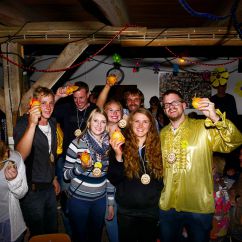 Die Gewinnergruppe beim "Einbürgerungstest" von Grasberg